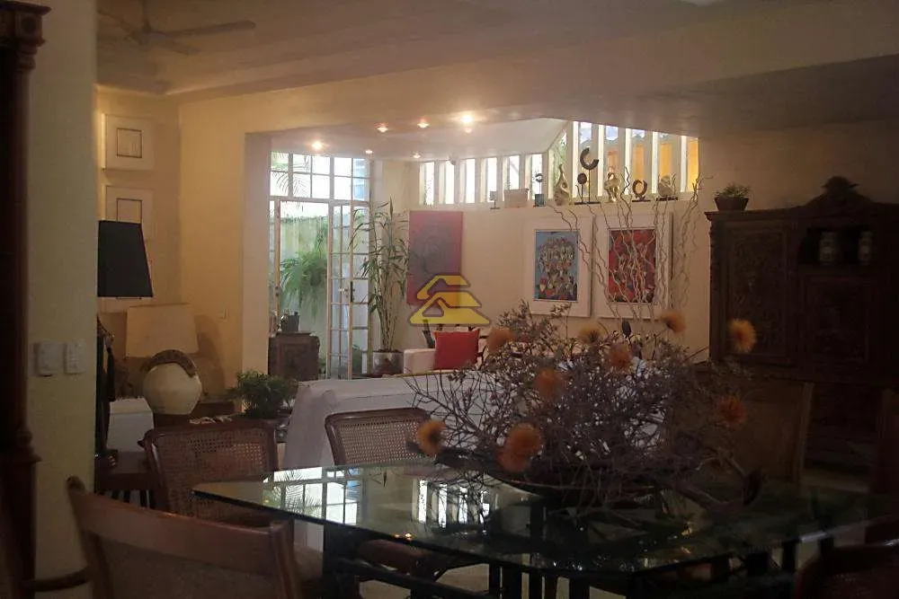 Casa, 7 quartos, 280 m² - Foto 3