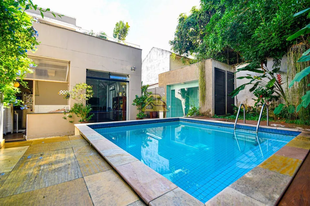 Casa, 7 quartos, 585 m² - Foto 1