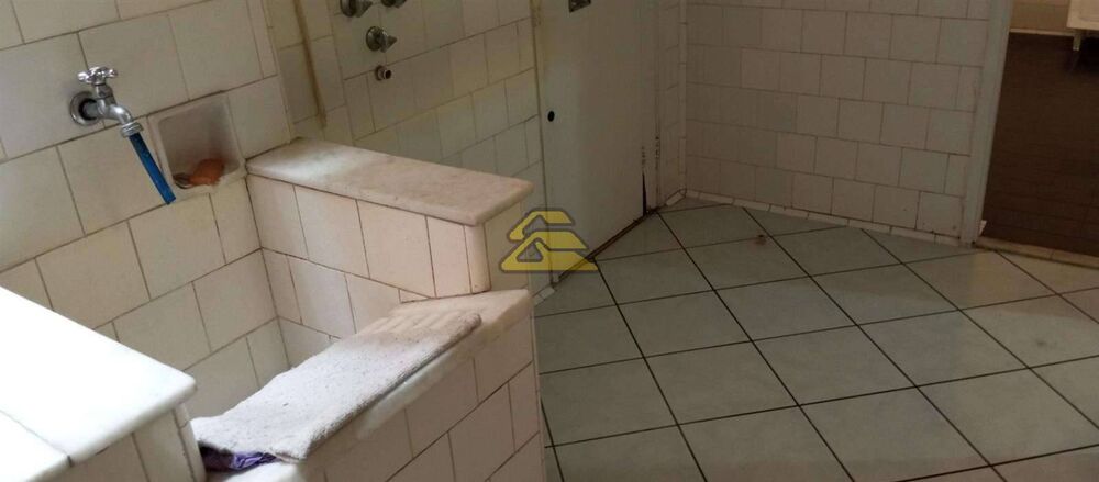 Apartamento à venda com 3 quartos, 162m² - Foto 7