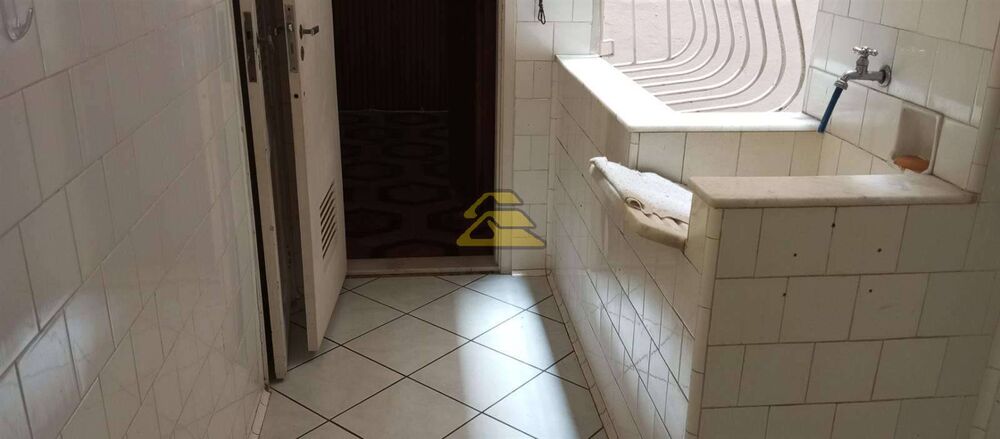 Apartamento à venda com 3 quartos, 162m² - Foto 6