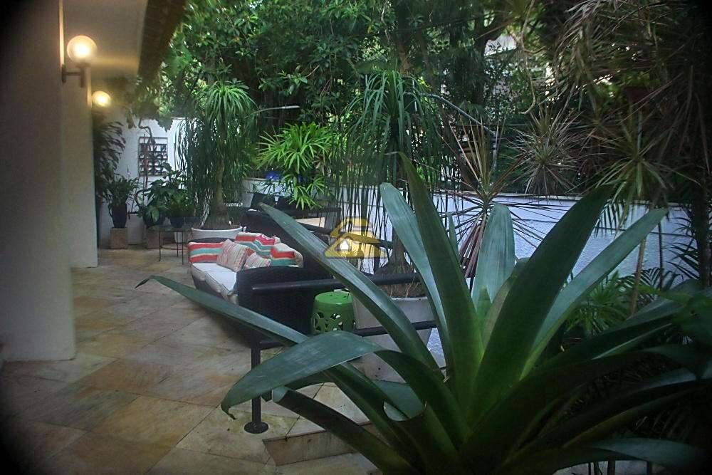 Casa, 7 quartos, 280 m² - Foto 9