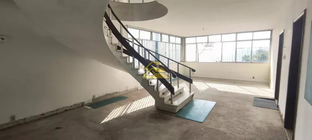 Casa, 9 quartos, 669 m² - Foto 41