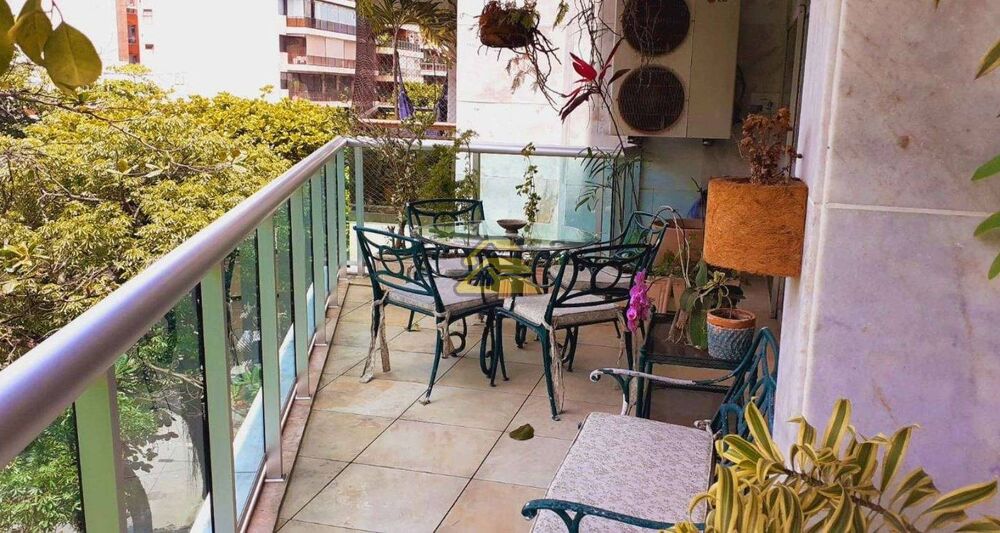 Apartamento, 4 quartos, 240 m² - Foto 2