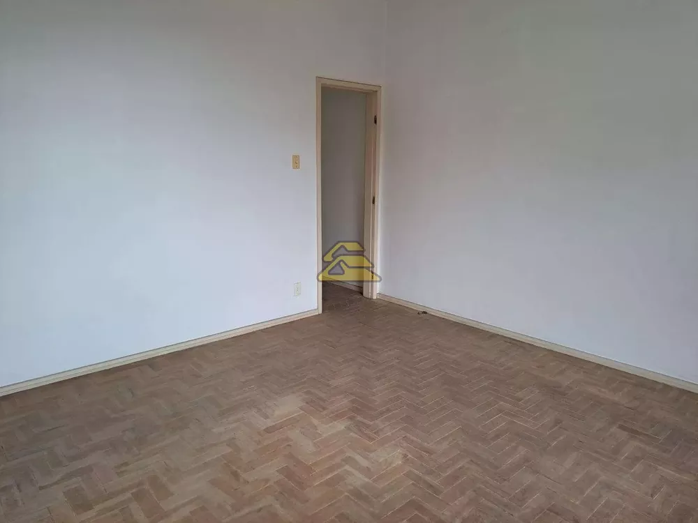 Casa, 6 quartos, 279 m² - Foto 5