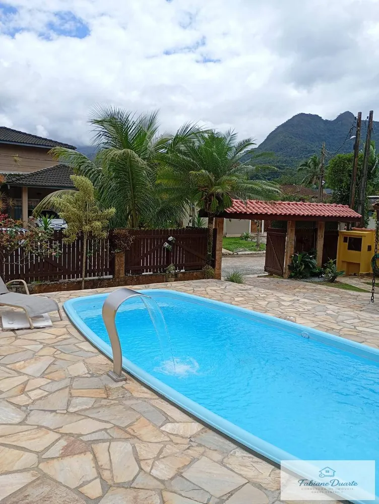 Casa, 3 quartos, 250 m² - Foto 1