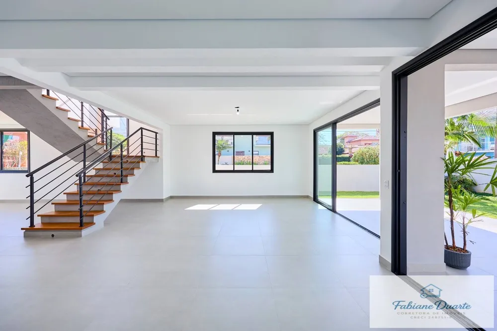 Casa, 4 quartos, 270 m² - Foto 9