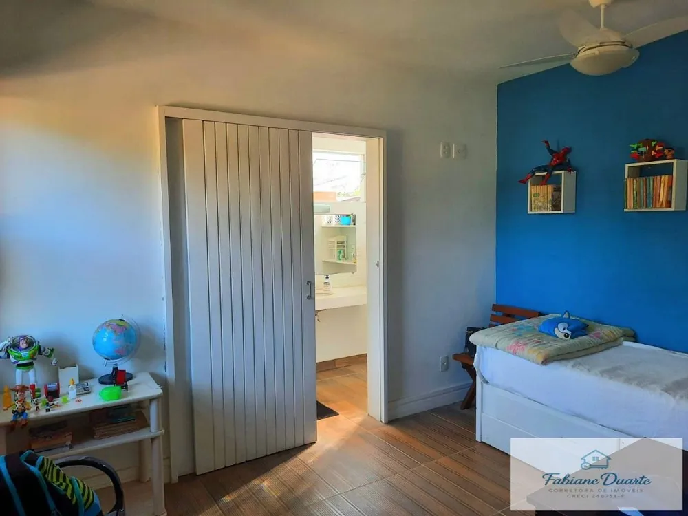 Casa, 5 quartos, 215 m² - Foto 4