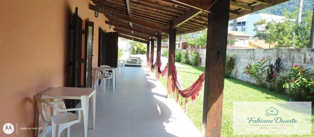 Casa, 5 quartos, 244 m² - Foto 1