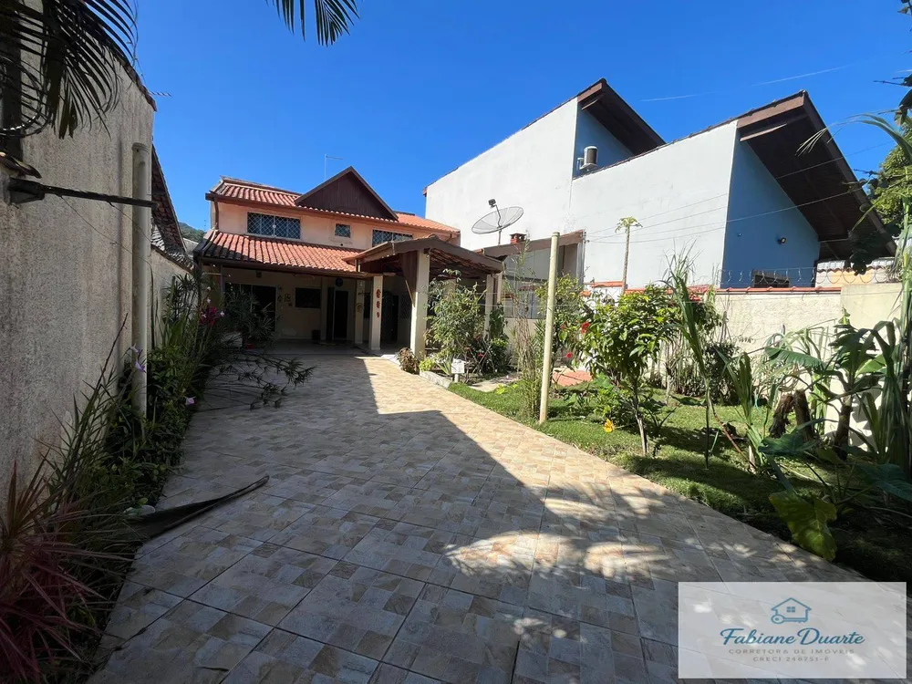Sobrado, 3 quartos, 174 m² - Foto 1