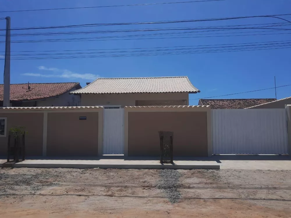 Casa à venda com 2 quartos, 360m² - Foto 2