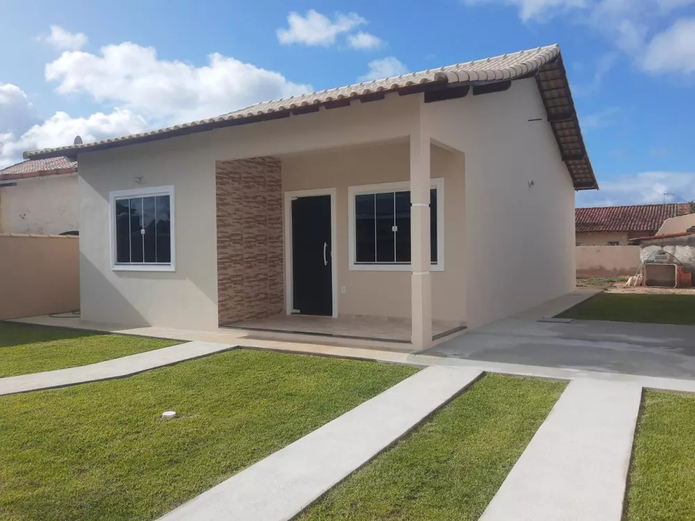 Casa à venda com 2 quartos, 360m² - Foto 1