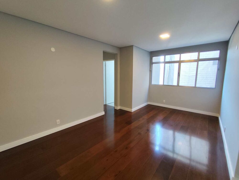 Apartamento à venda com 2 quartos, 90m² - Foto 3