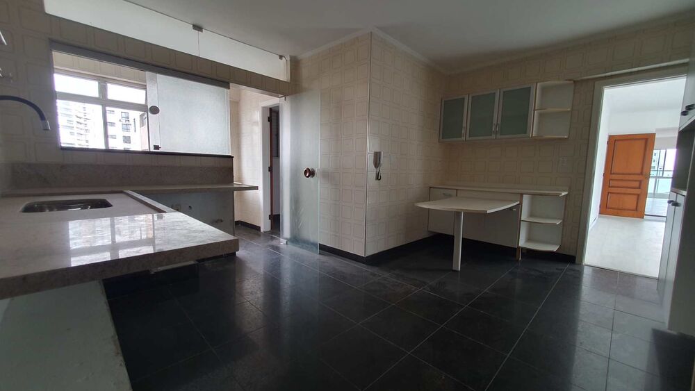 Apartamento à venda com 3 quartos, 162m² - Foto 29