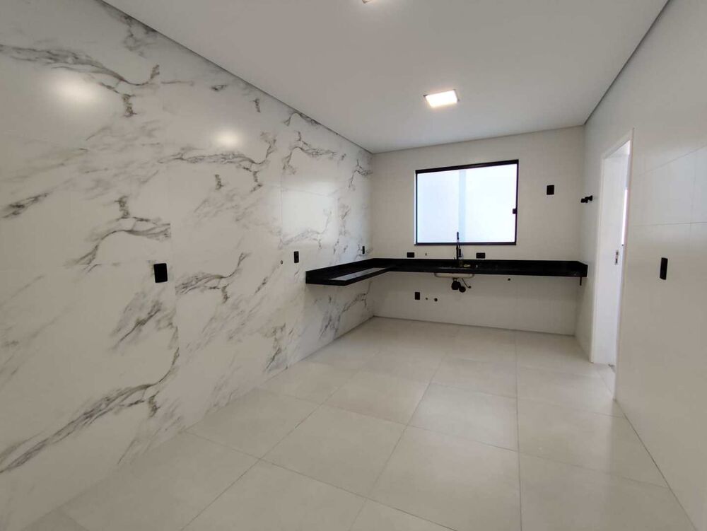 Casa, 4 quartos, 330 m² - Foto 35