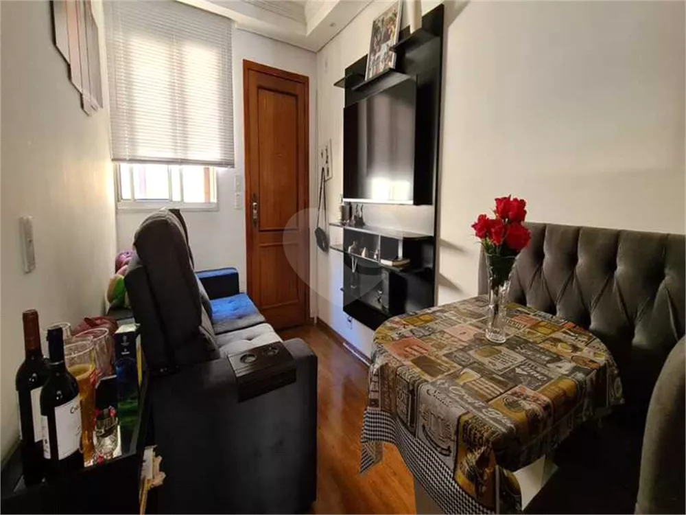 Apartamento à venda com 2 quartos, 47m² - Foto 1