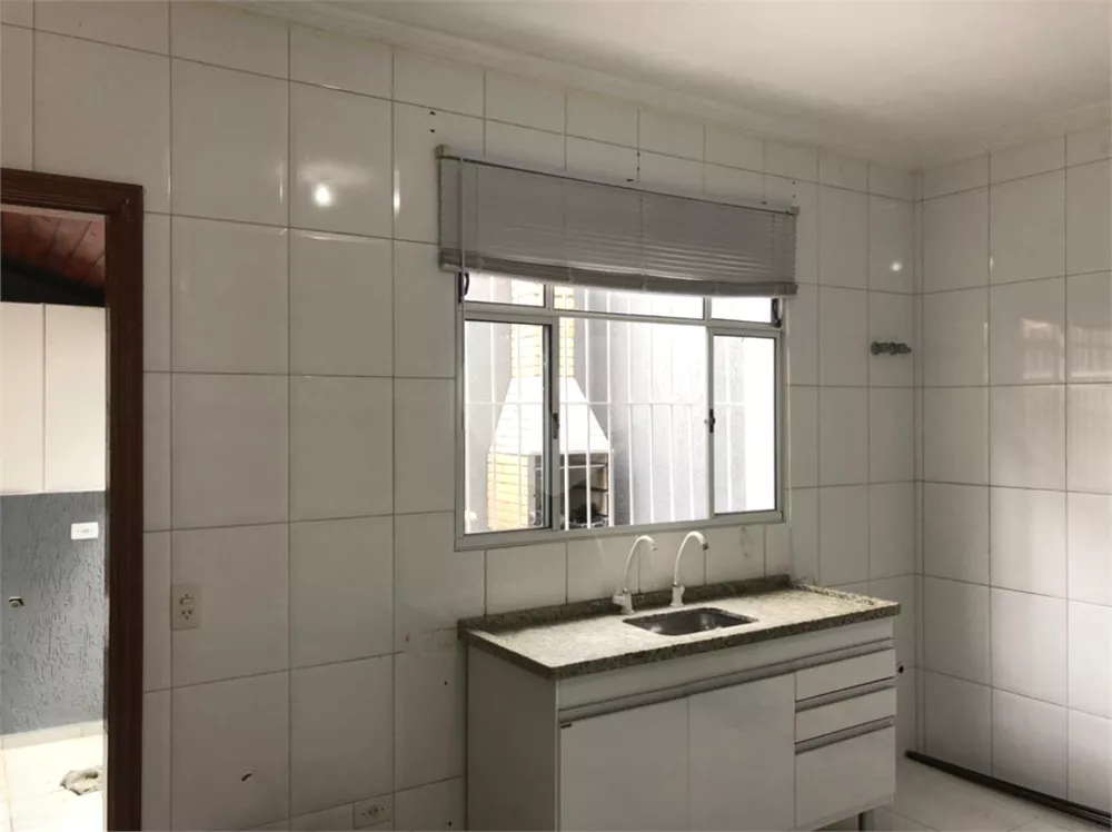 Sobrado à venda com 3 quartos, 124m² - Foto 2