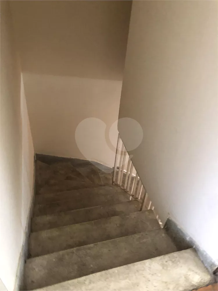 Sobrado à venda com 2 quartos, 128m² - Foto 3