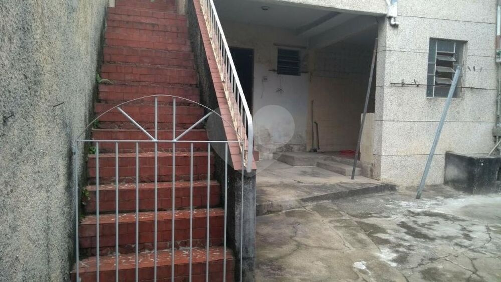 Casa à venda com 2 quartos, 220m² - Foto 15
