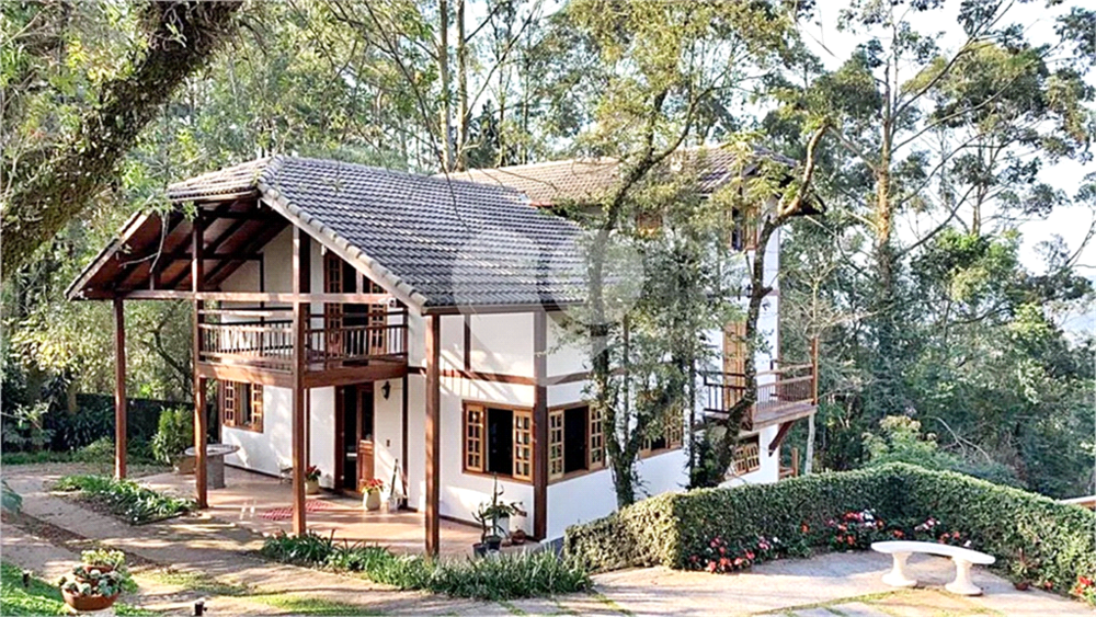 Casa, 7 quartos, 277 m² - Foto 1