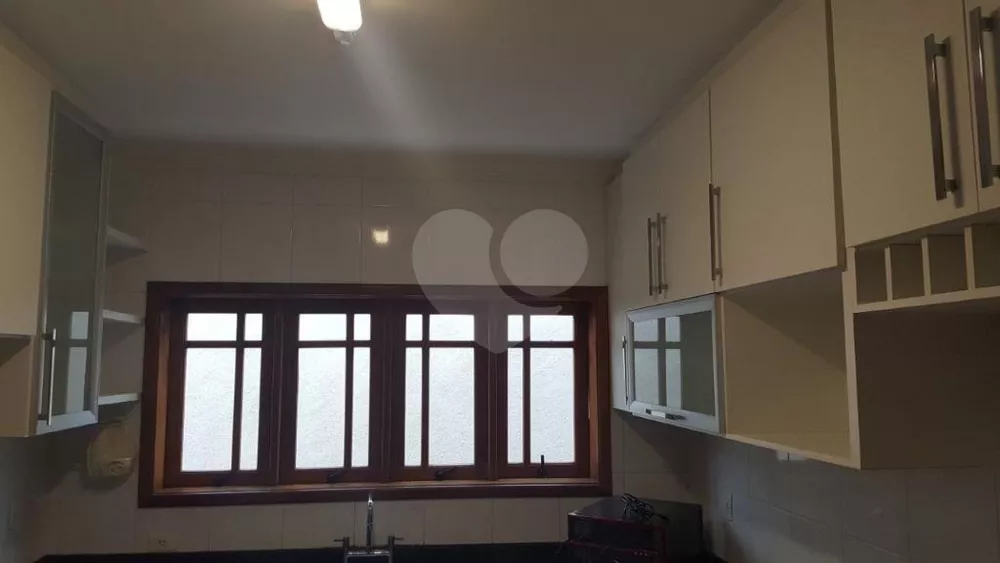 Sobrado à venda com 4 quartos, 176m² - Foto 3