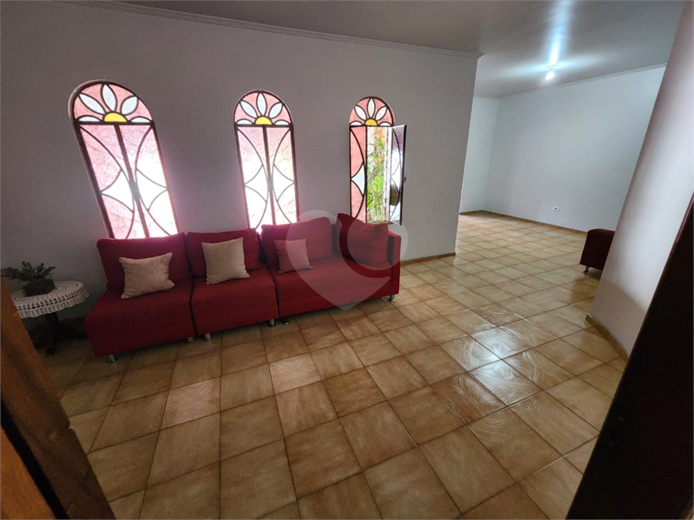 Sobrado, 4 quartos, 327 m² - Foto 1