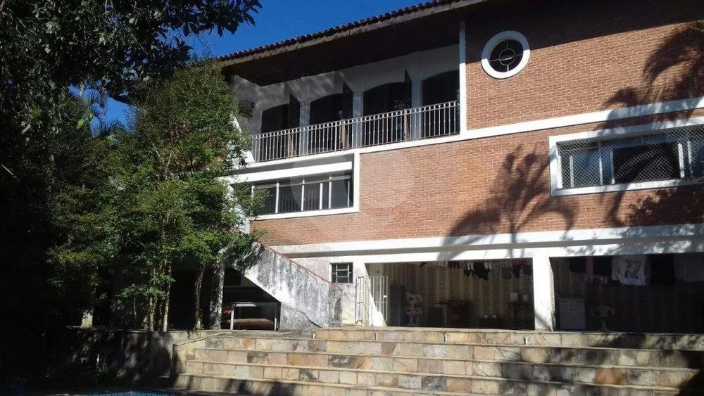 Casa à venda com 4 quartos, 780m² - Foto 2