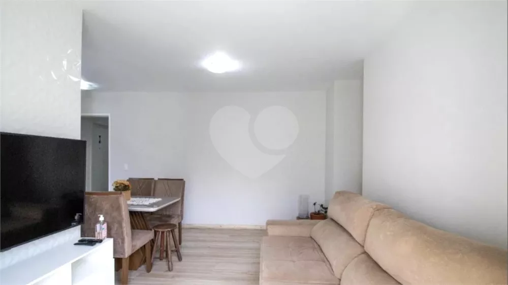 Apartamento à venda com 2 quartos, 69m² - Foto 1