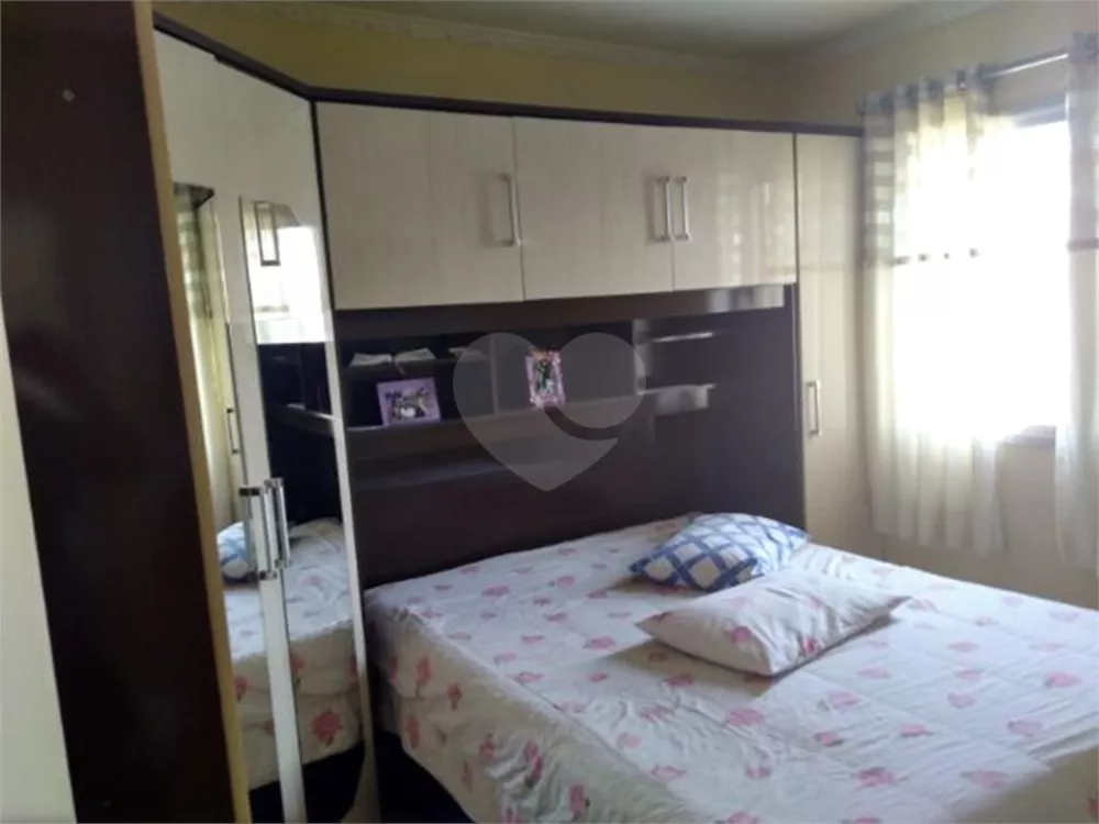 Apartamento à venda com 3 quartos, 63m² - Foto 4