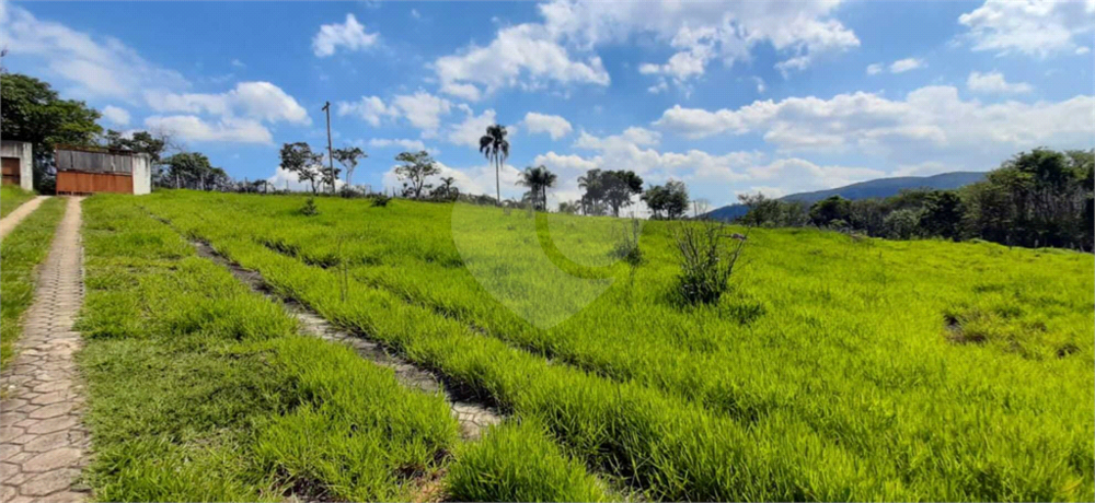 Casa, 1 quarto, 39000 m² - Foto 1