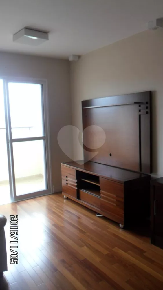 Apartamento à venda com 3 quartos, 65m² - Foto 3