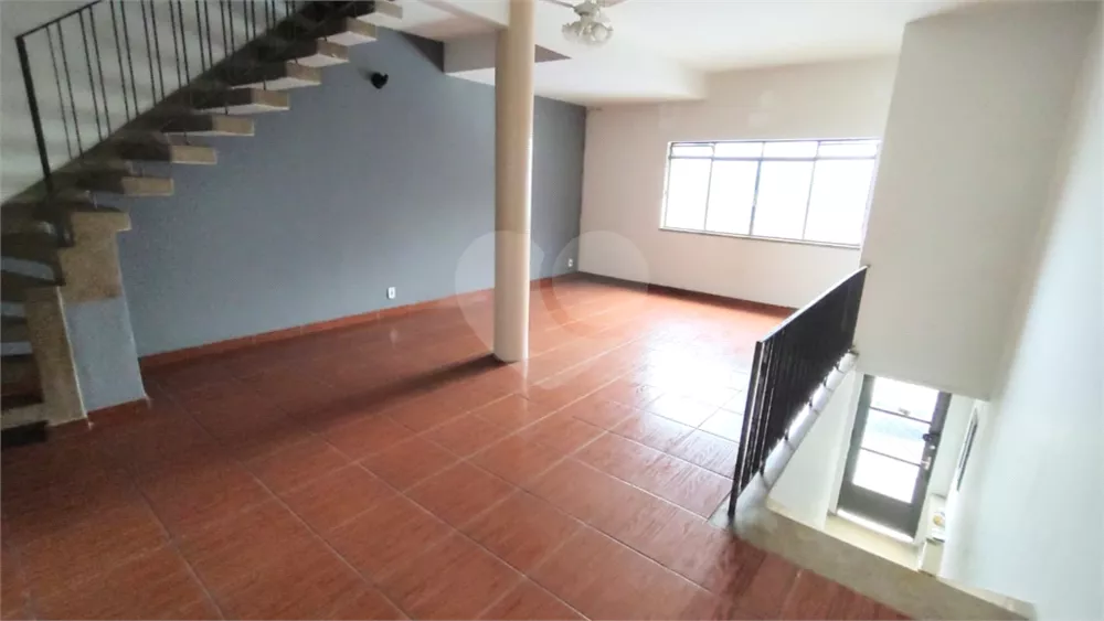 Sobrado à venda com 3 quartos, 149m² - Foto 4