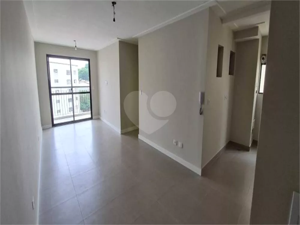 Apartamento à venda com 3 quartos, 85m² - Foto 1