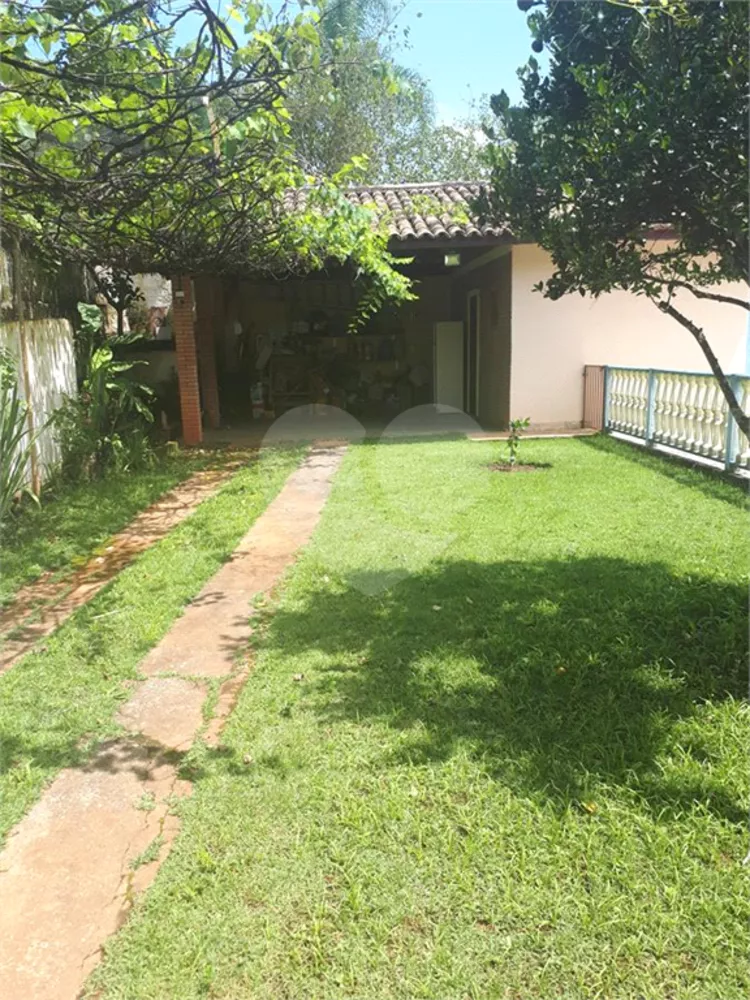 Fazenda à venda com 4 quartos, 263m² - Foto 1