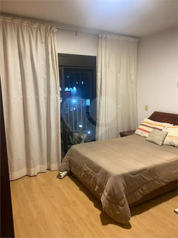 Apartamento à venda com 2 quartos, 100m² - Foto 4