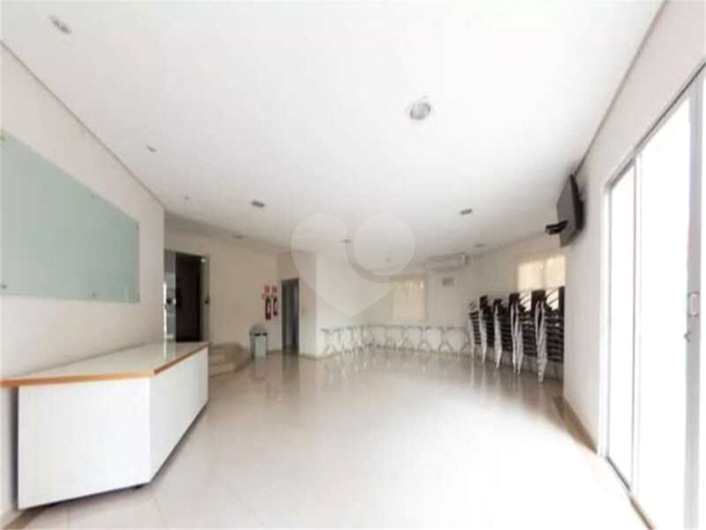 Apartamento à venda com 2 quartos, 56m² - Foto 14