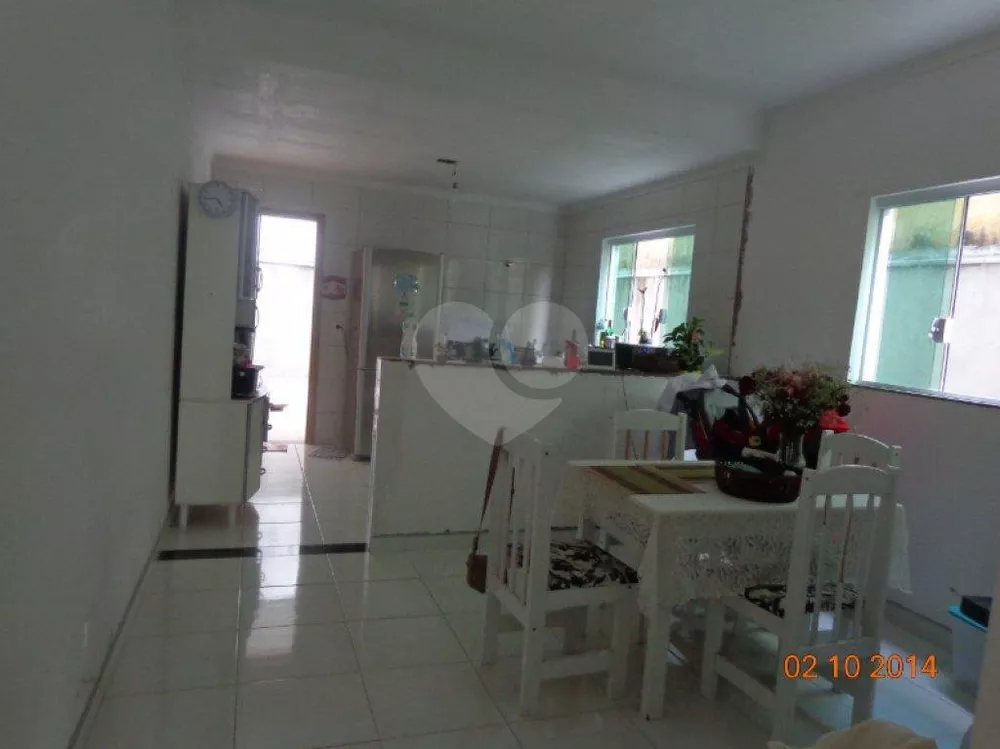 Sobrado à venda com 3 quartos, 198m² - Foto 3