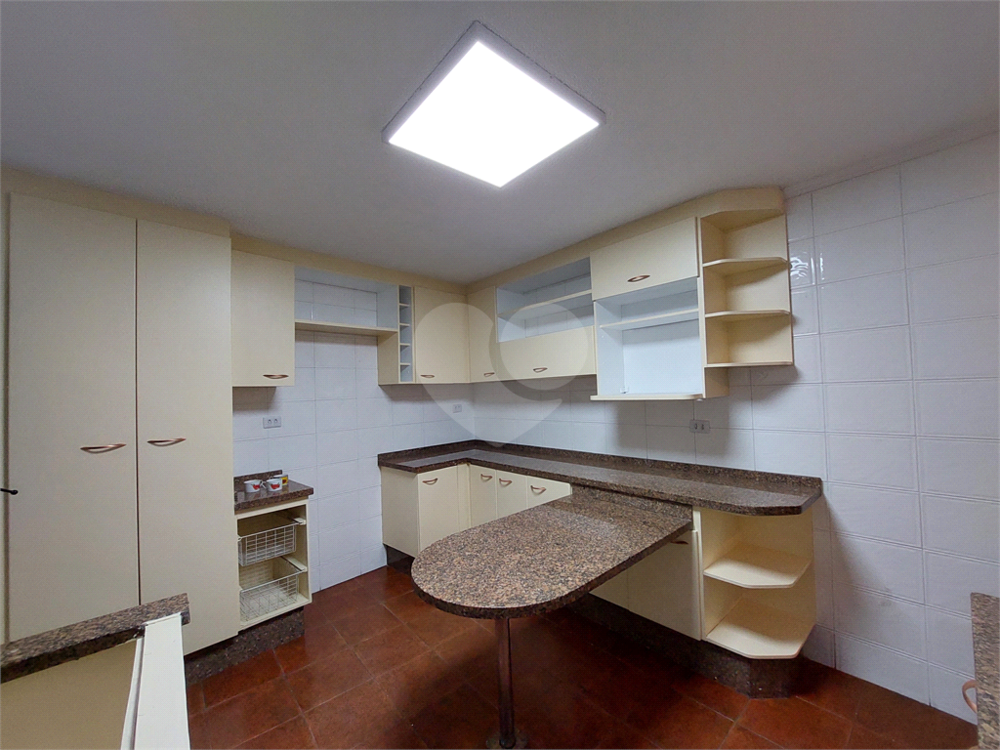 Sobrado à venda com 2 quartos, 168m² - Foto 5