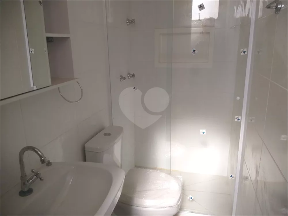 Apartamento à venda com 3 quartos, 92m² - Foto 2