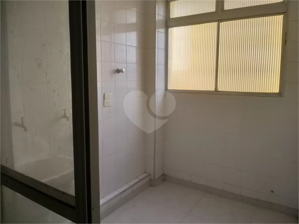 Apartamento à venda com 3 quartos, 92m² - Foto 4