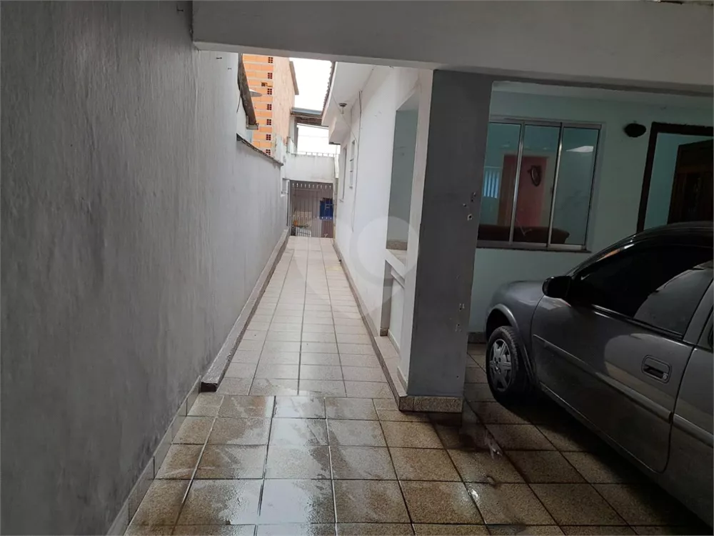 Casa à venda com 4 quartos, 150m² - Foto 1