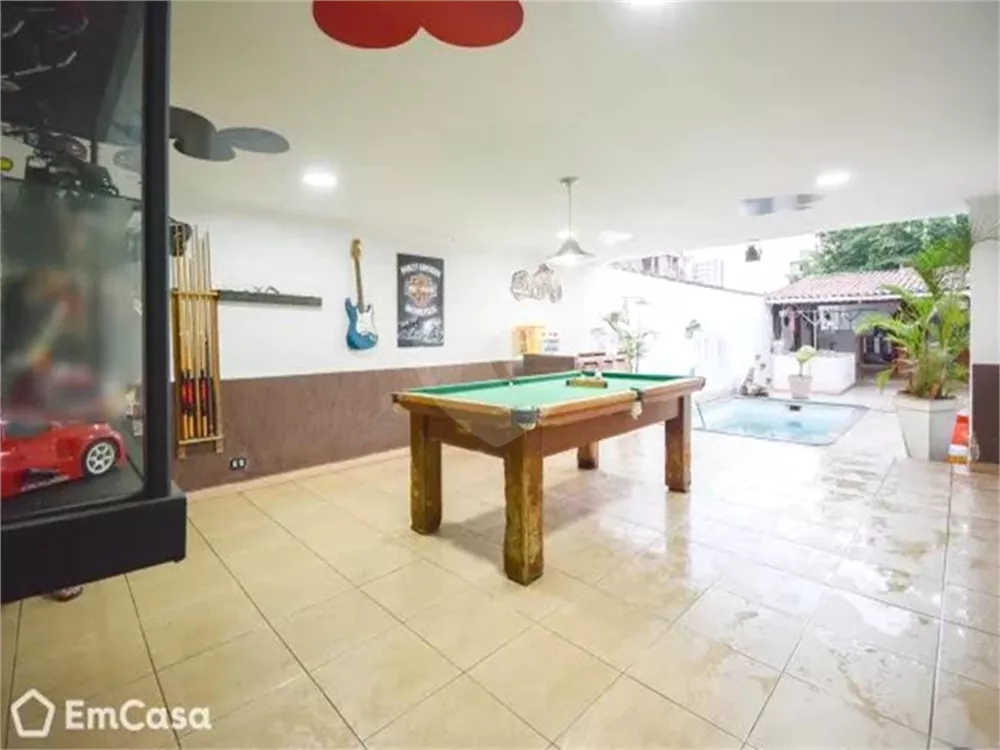 Sobrado à venda com 3 quartos, 270m² - Foto 3