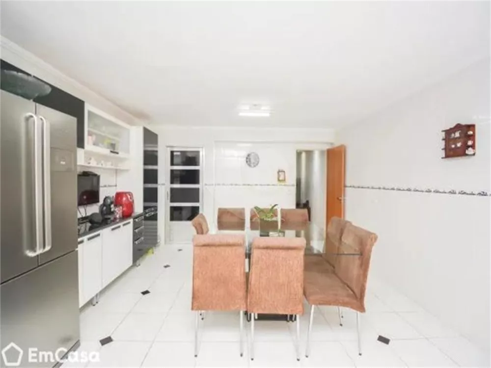 Sobrado à venda com 3 quartos, 270m² - Foto 4