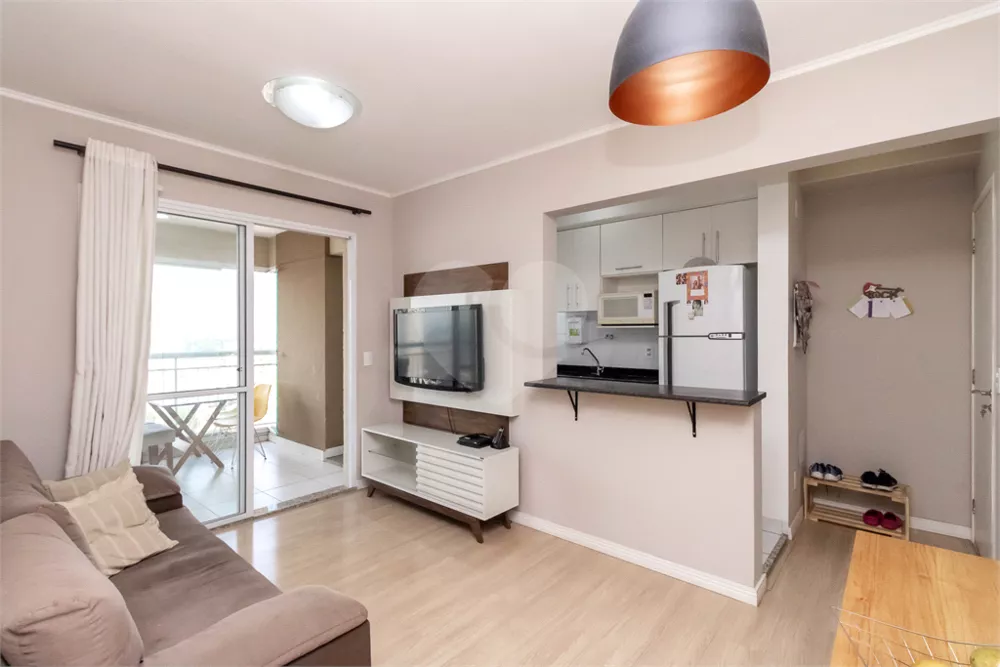 Apartamento à venda com 2 quartos, 63m² - Foto 1