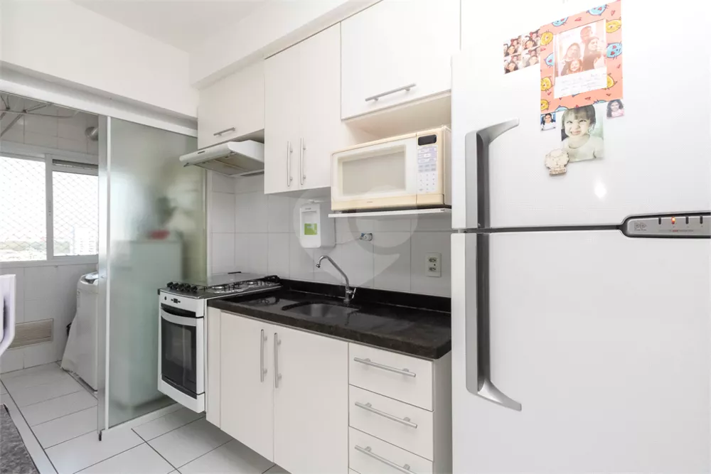 Apartamento à venda com 2 quartos, 63m² - Foto 10