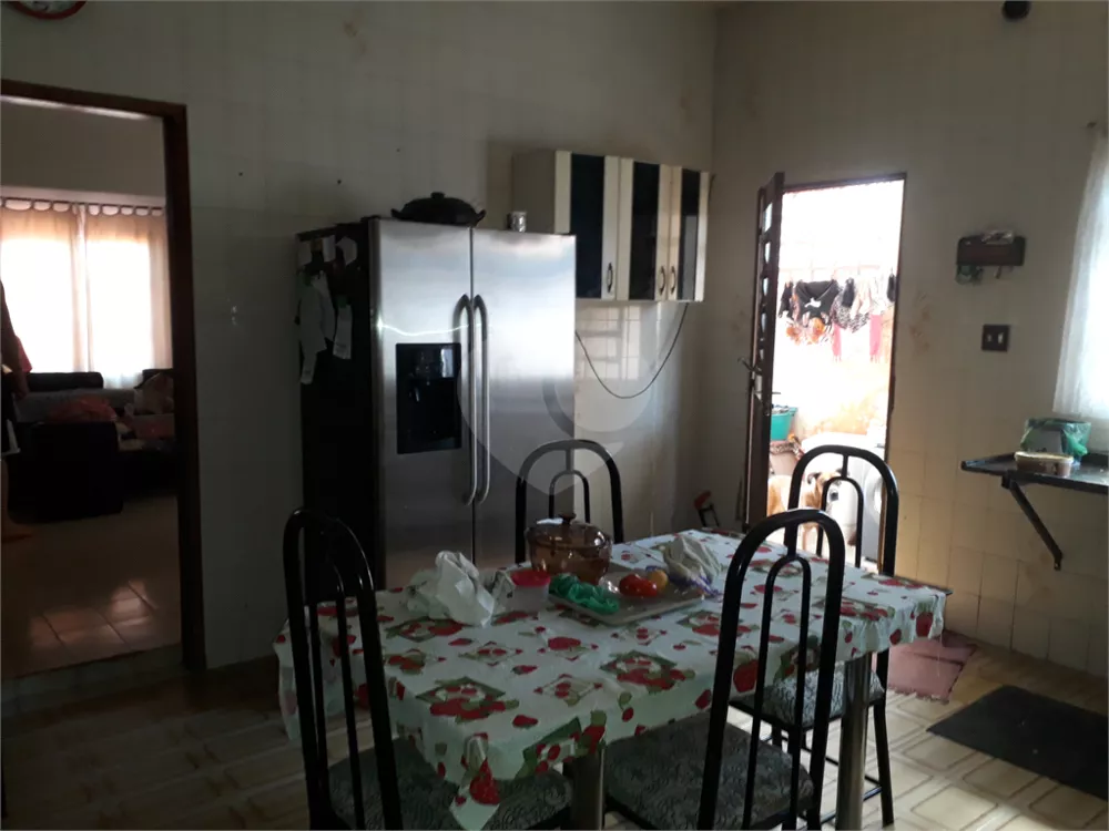 Sobrado à venda com 2 quartos, 160m² - Foto 1