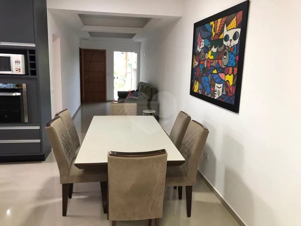 Casa de Condomínio à venda com 3 quartos, 380m² - Foto 3