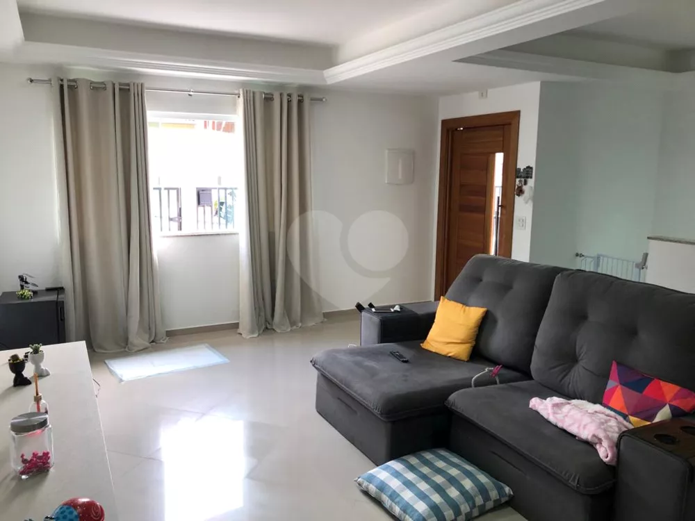 Casa de Condomínio à venda com 3 quartos, 380m² - Foto 1