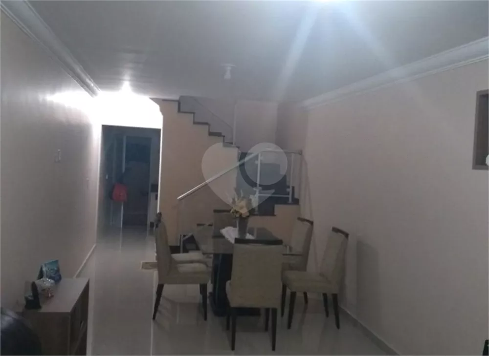 Sobrado à venda com 3 quartos, 83m² - Foto 1