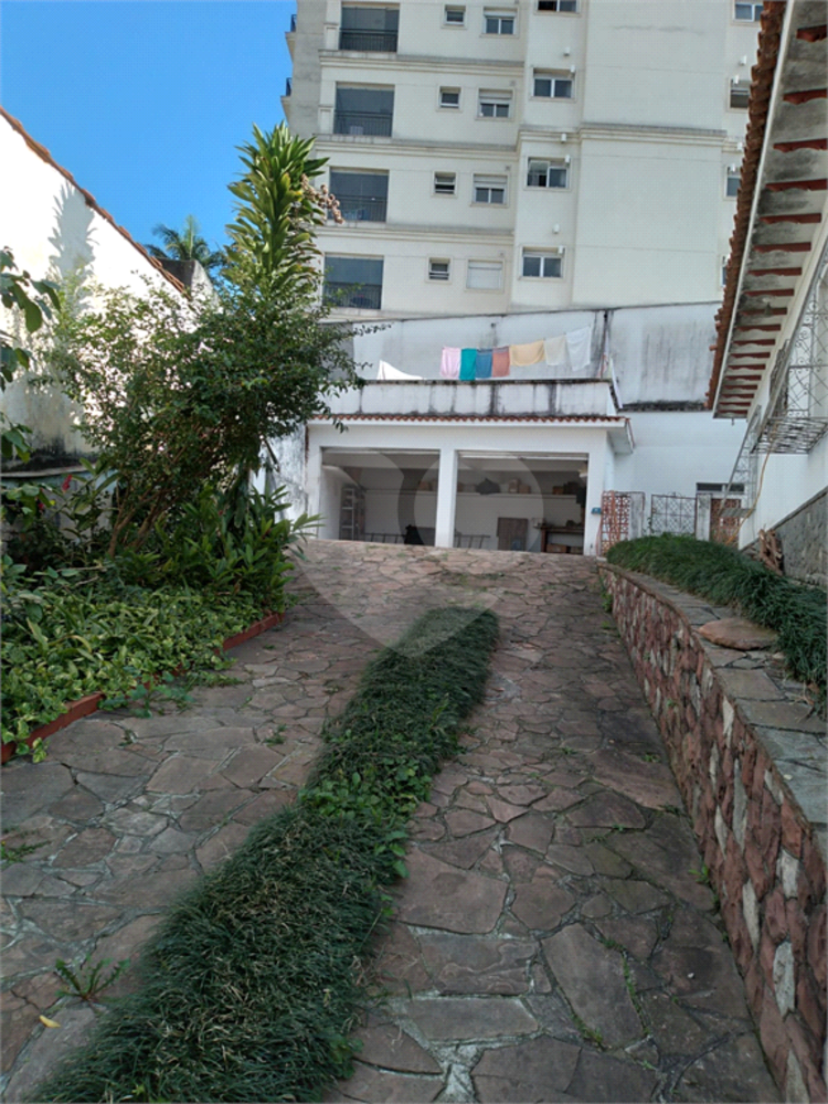 Casa, 3 quartos, 232 m² - Foto 2