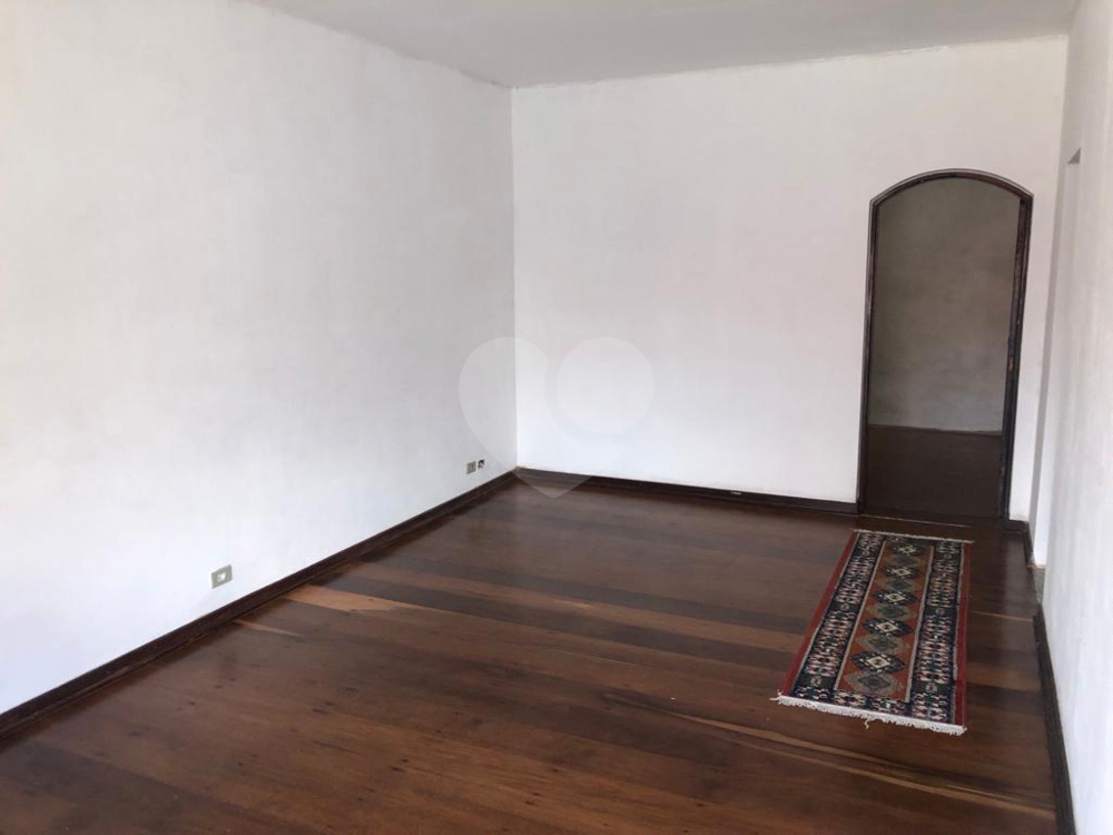 Casa à venda com 5 quartos, 450m² - Foto 1